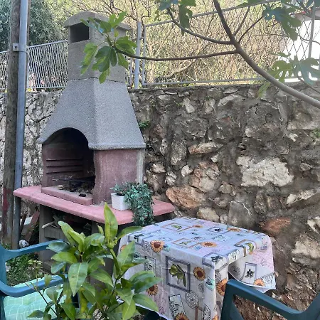 Mirella Apartment