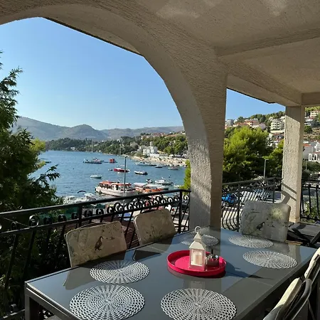 아파트 Mirella 20 M From The Sea - Free Parking *