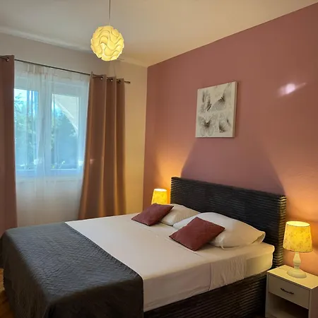 Mirella 20 M From The Sea - Free Parking 아파트 *