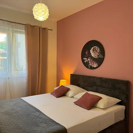Mirella 20 M From The Sea - Free Parking