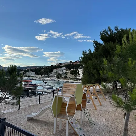 Mirella 20 M From The Sea - Free Parking 트로기르