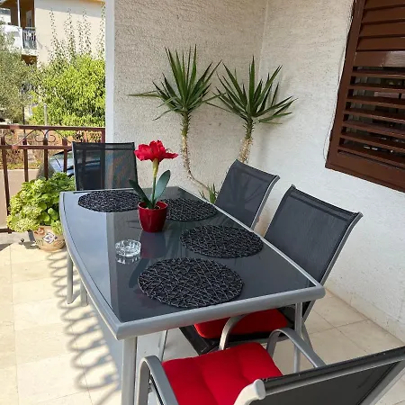 Mirella 20 M From The Sea - Free Parking *