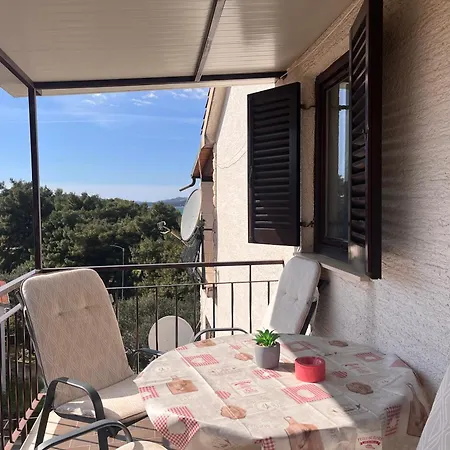 Mirella 20 M From The Sea - Free Parking Apartament *