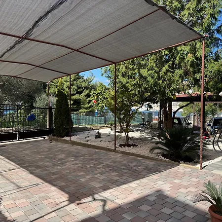 Apartament Mirella 20 M From The Sea - Free Parking Trogir